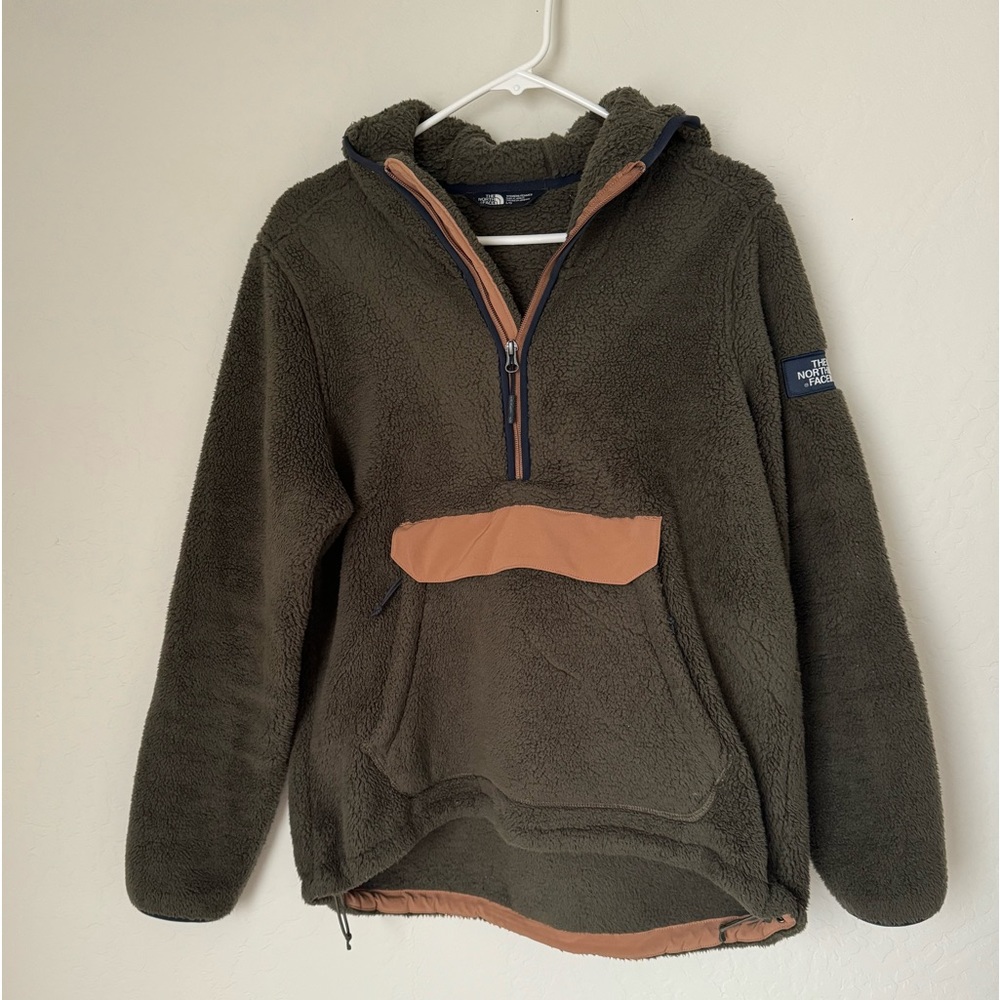 The North Face Campshire Hooded Pullover